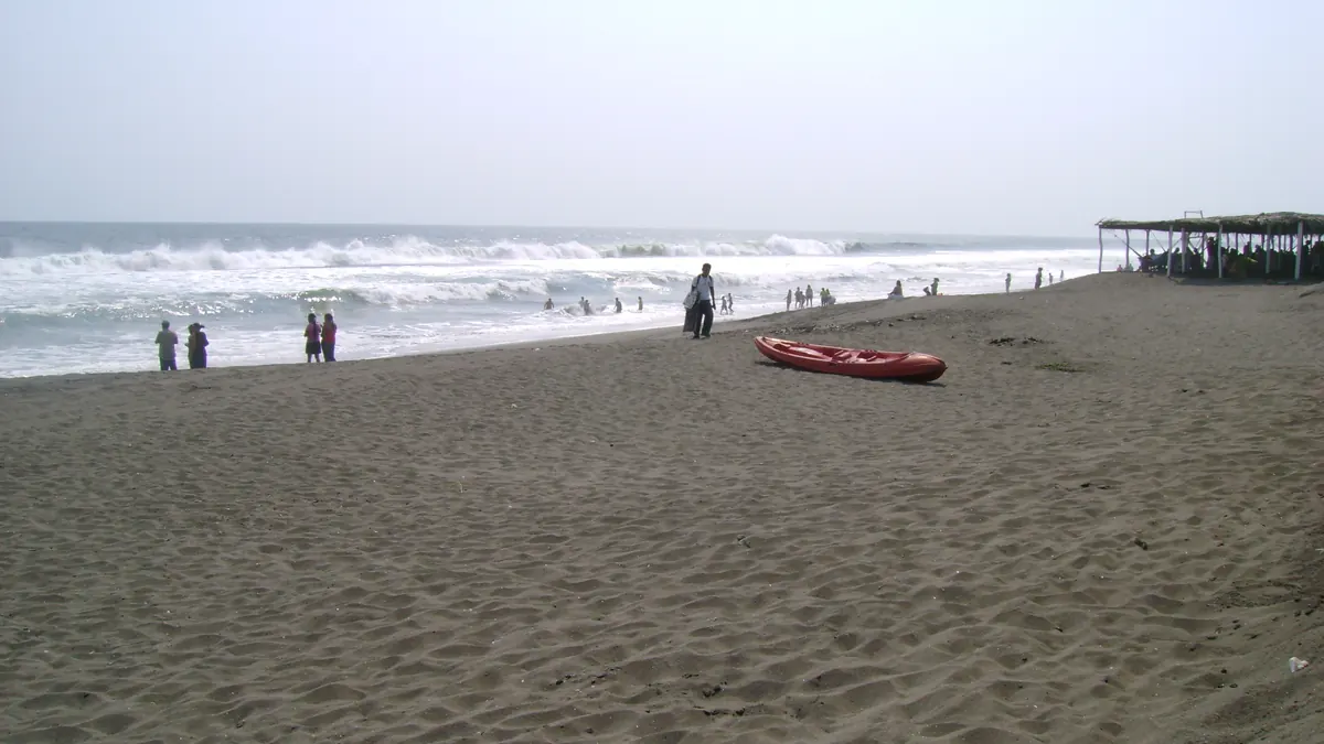 Playa El Real en Tecomán, Colima
