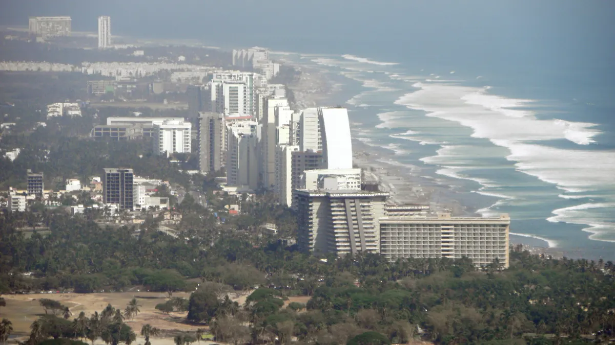 Playa Revolcadero en Acapulco, Guerrero