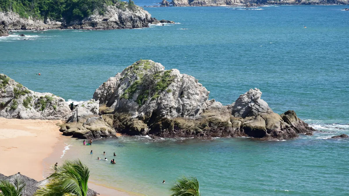 Playa Tangolunda en Huatulco, Oaxaca