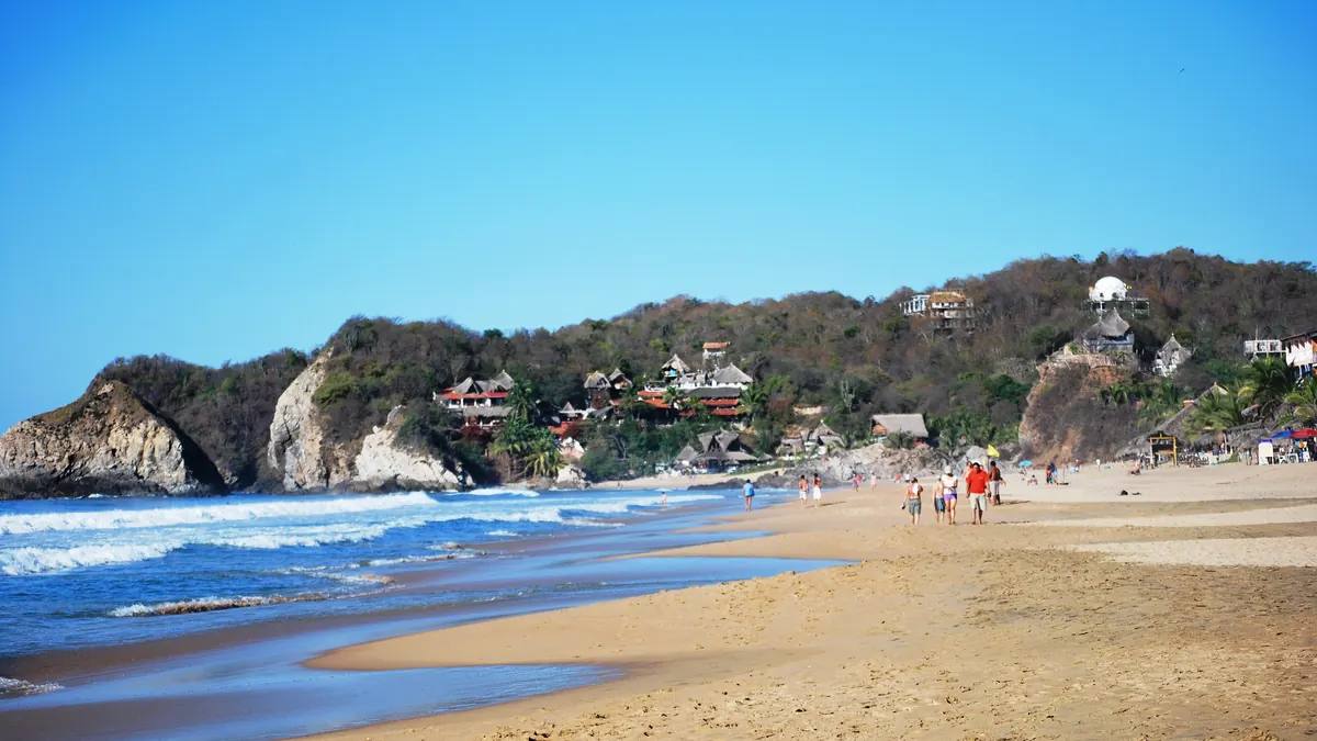 Playa Zipolite en Zipolite, Oaxaca